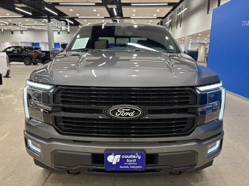 2024 Ford F-150 PLATINUM