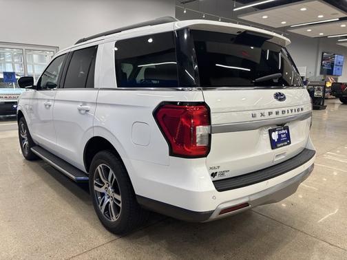 2022 Ford Expedition XLT