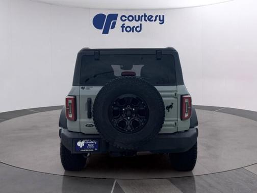 2024 Ford Bronco WILDTRAK