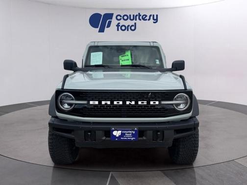 2024 Ford Bronco WILDTRAK