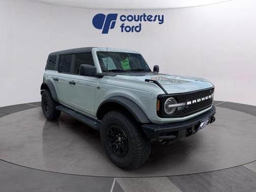 2024 Ford Bronco WILDTRAK