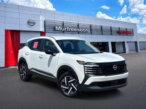 Aspen White Tri 2026 Nissan Kicks SV