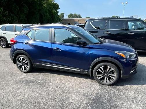 2019 Nissan Kicks SR