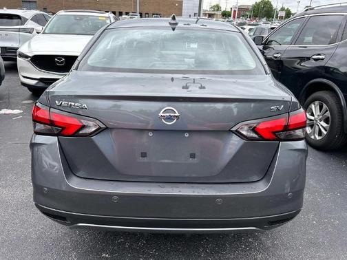 2021 Nissan Versa 1.6 SV