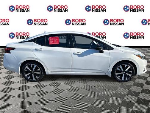 2021 Nissan Versa 1.6 SR