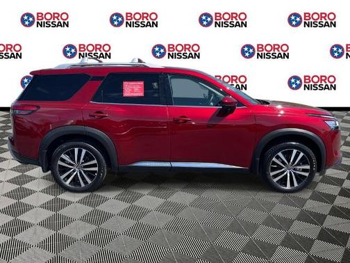 Scarlet Ember 2024 Nissan Pathfinder Platinum