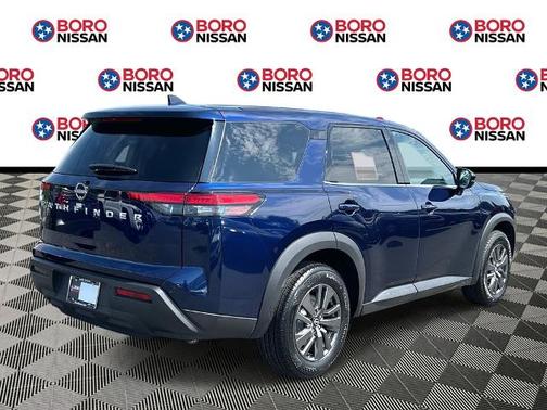 2022 Nissan Pathfinder S