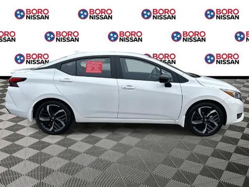 2025 Nissan Versa 1.6 SR