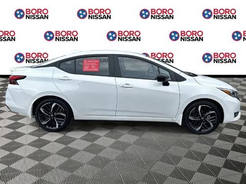 2025 Nissan Versa 1.6 SR