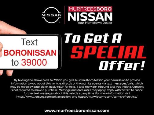 Scarlet Ember 2025 Nissan Versa 1.6 SV