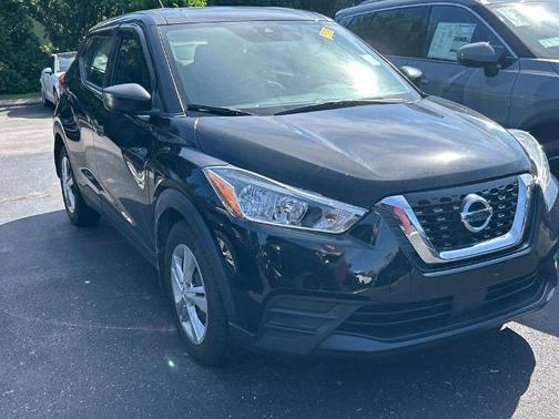 2020 Nissan Kicks S