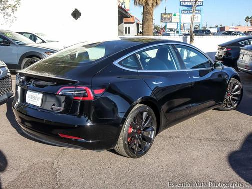 2020 Tesla Model 3 Performance