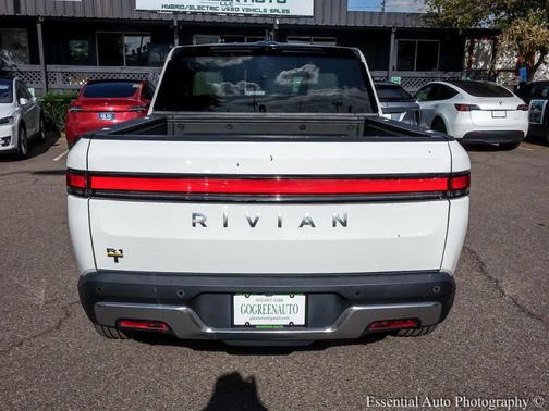 2022 Rivian R1T Adventure