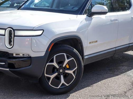 2022 Rivian R1T Adventure