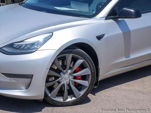 2019 Tesla Model 3 Long Range