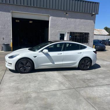 Pearl White Multi-Coat 2018 Tesla Model 3 Long Range