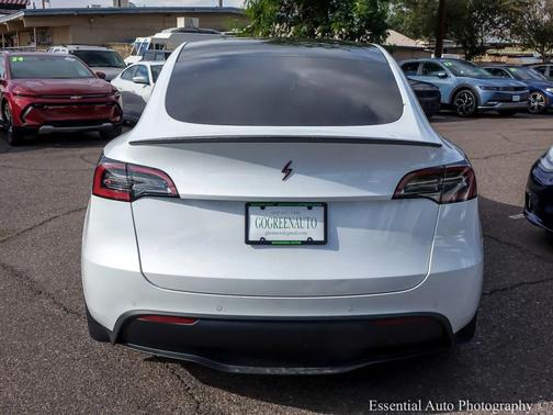 2022 Tesla Model Y Performance Dual Motor All-Wheel Drive