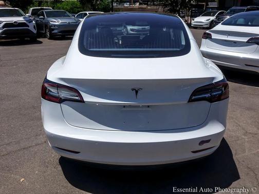 Pearl White Multi-Coat 2018 Tesla Model 3 Long Range