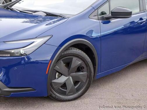 2023 Toyota Prius LE