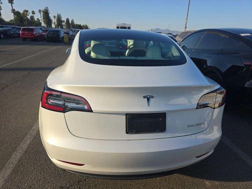2020 Tesla Model 3 Performance