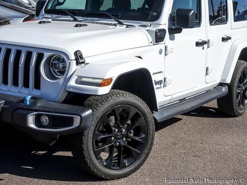 Bright White Clearcoat 2022 Jeep Wrangler Unlimited 4xe Sahara