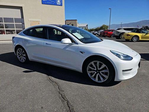 2018 Tesla Model 3 Mid Range