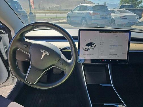 2018 Tesla Model 3 Mid Range