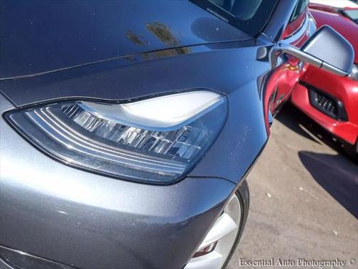 2018 Tesla Model 3 Performance