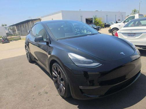 Solid Black 2022 Tesla Model Y Performance Dual Motor All-Wheel Drive