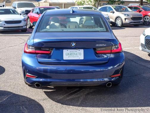 2021 BMW 330e Base