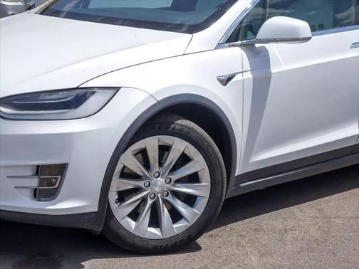 2020 Tesla Model X Long Range Plus Dual Motor All-Wheel Drive