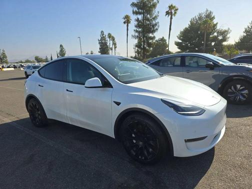 2021 Tesla Model Y Long Range Dual Motor All-Wheel Drive