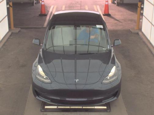 2022 Tesla Model 3 Performance