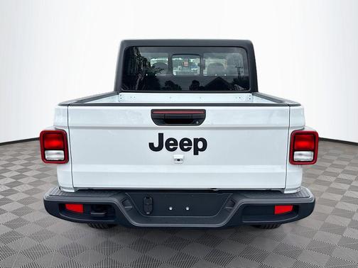 Bright White Clearcoat 2026 Jeep Gladiator Sport