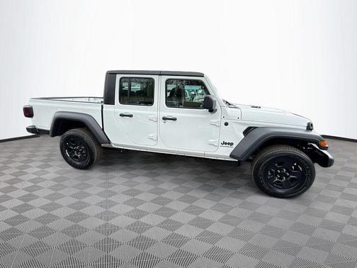 Bright White Clearcoat 2026 Jeep Gladiator Sport