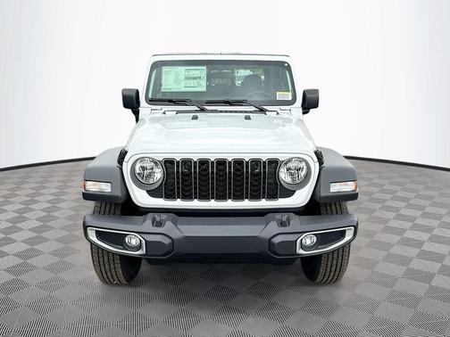 Bright White Clearcoat 2026 Jeep Gladiator Sport