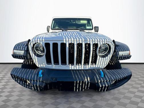Bright White Clearcoat 2023 Jeep Wrangler 4xe Rubicon