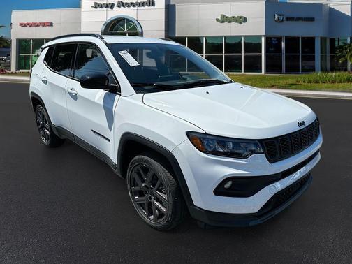 Bright White Clearcoat 2026 Jeep Compass Latitude