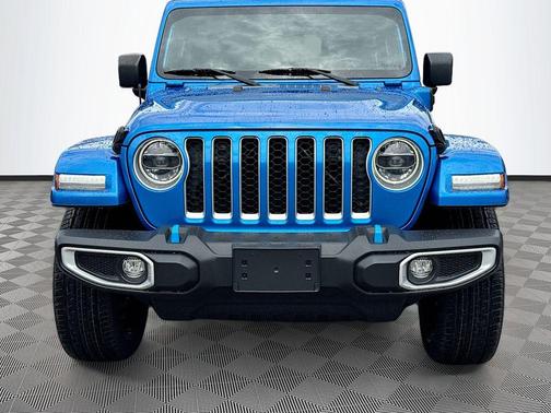 Hydro Blue Pearlcoat 2022 Jeep Wrangler Unlimited 4xe Sahara
