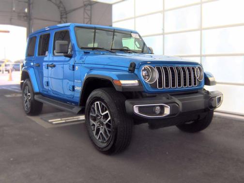 Hydro Blue Pearlcoat 2024 Jeep Wrangler 4-Door Sahara 4x4