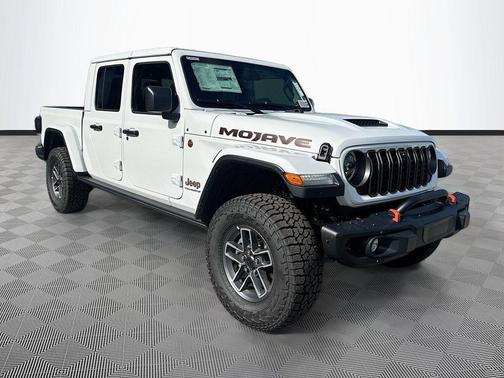Bright White Clearcoat 2026 Jeep Gladiator Mojave X 4x4