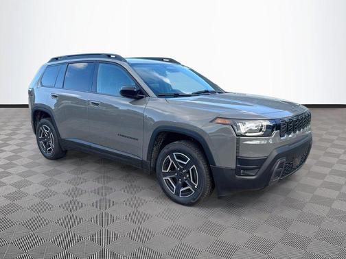 Sting-Gray Clearcoat 2027 Jeep Cherokee Laredo