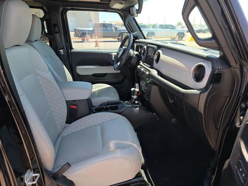 Black Clearcoat 2023 Jeep Wrangler 4xe Sahara High Altitude