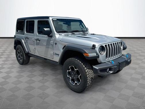 Silver Zynith Clearcoat 2023 Jeep Wrangler 4xe Rubicon