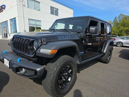 Black Clearcoat 2024 Jeep Wrangler 4xe Willys