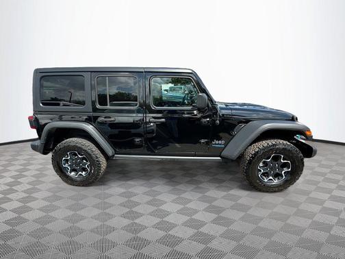 Black Clearcoat 2022 Jeep Wrangler Unlimited 4xe Rubicon