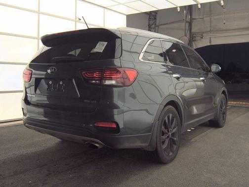 Grey 2020 Kia Sorento EX