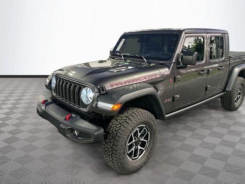 Granite Crystal Metallic Clearcoat 2026 Jeep Gladiator Rubicon