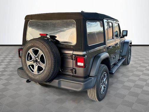 Granite Crystal Metallic Clearcoat 2022 Jeep Wrangler Unlimited Sport