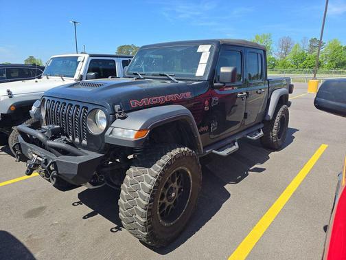 Black Clearcoat 2021 Jeep Gladiator Mojave 4x4